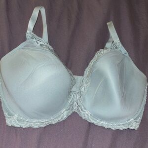 Brand neww never worn Natori bra in baby blue.